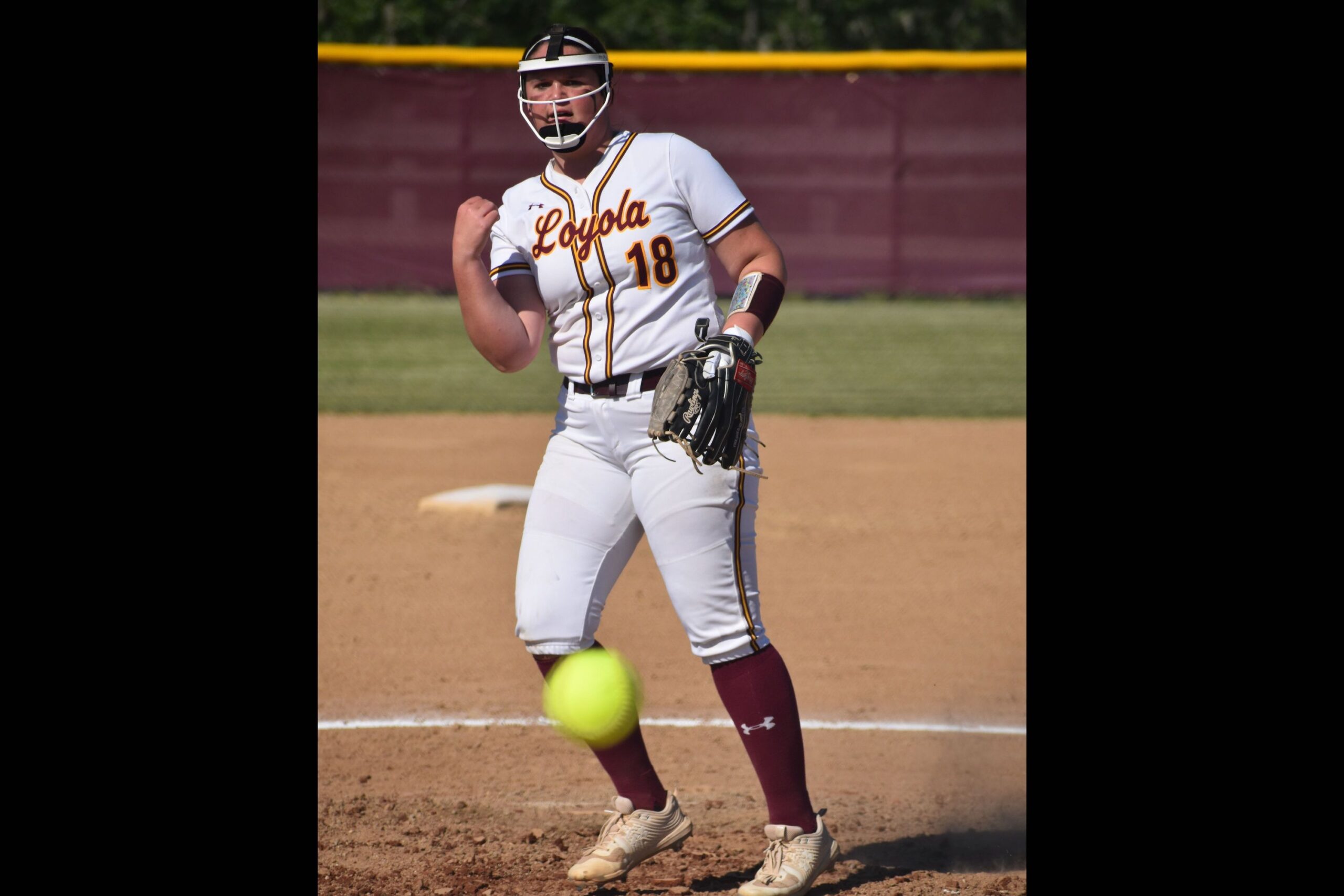 should-you-wear-a-batting-glove-under-your-glove-metro-league